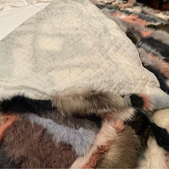 Fox Fur Blanket, custom made, patch style with stunning colors!!! - Picture 10 of 11
